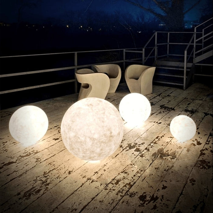 Dekoracyjna Lampa Księżycowa 3D z Naturalną Podstawką i Dotykowym Sterowaniem – Bezprzewodowa Lampa LED do Wnętrz 4