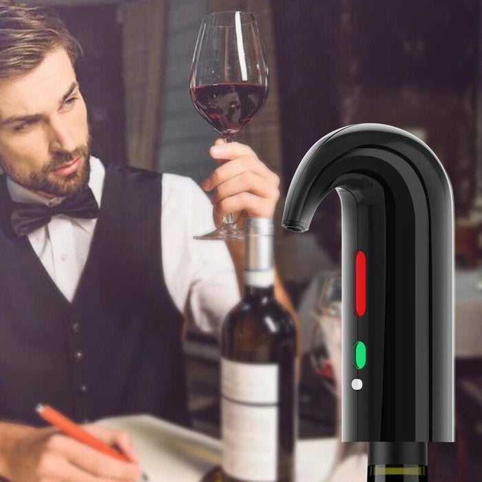 AeroPour – karafka do wina z możliwością ładowania przez USB – rewolucyjny karafka do wina 2