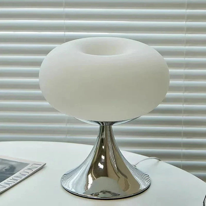 Antyczna Lampa Stołowa Szklana w Stylu Bauhaus – Zielona i Biała, Idealna do Salonu lub Sypialni 3