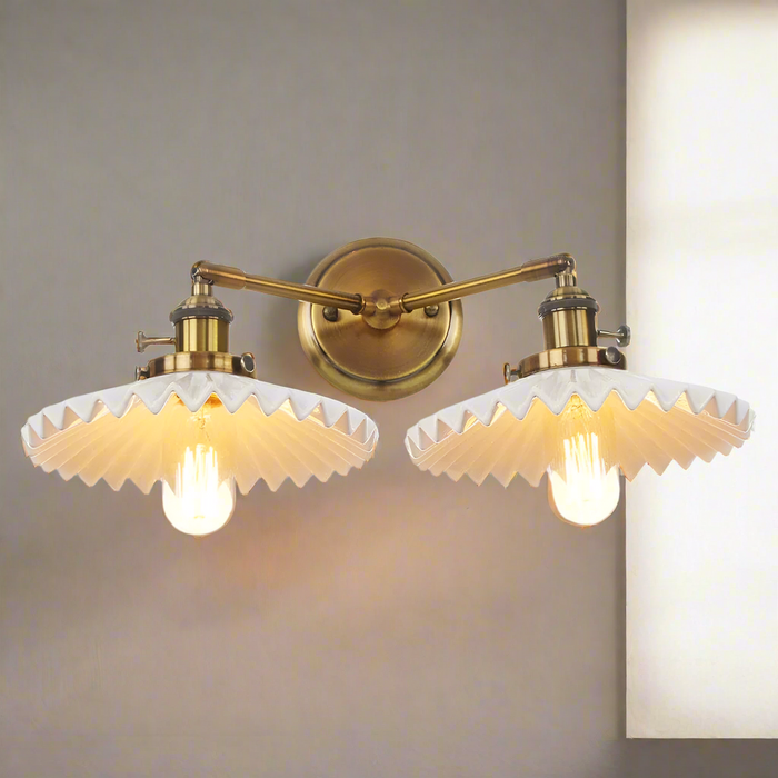 Antyczny Kinkiet Ścienny z Podwójną Głowicą w Złotym Wykończeniu – Ceramiczna Lampa do Salonu i Sypialni 1