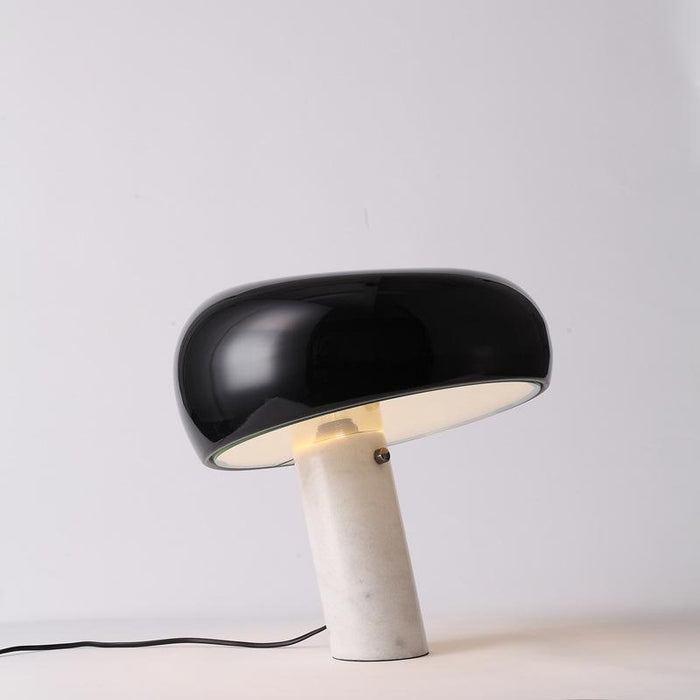 Lampa Stołowa Szklana Art Marble z Białego Marmuru – Elegancka Lampa Stołowa do Salonu i Sypialni 1