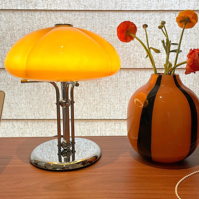 Lampa Stołowa Szklana Bauhaus z Bursztynowym Kloszem – Nowoczesne Lampy Stołowe do Salonów, Wysokość 55 cm 5