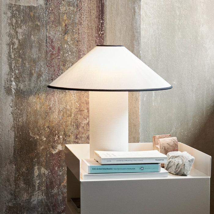 Lampa Stołowa Szklana Colette z Metalowym Wykończeniem – Elegancka Lampa Stołowa do Salonu w Cieplej Barwie 2
