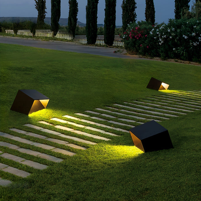 Solarny Oświetlenie Ogrodowe Cube Garden z Diody LED – Kompaktowa Lampa Zewnętrzna IP65 do Małych Przestrzeni 3