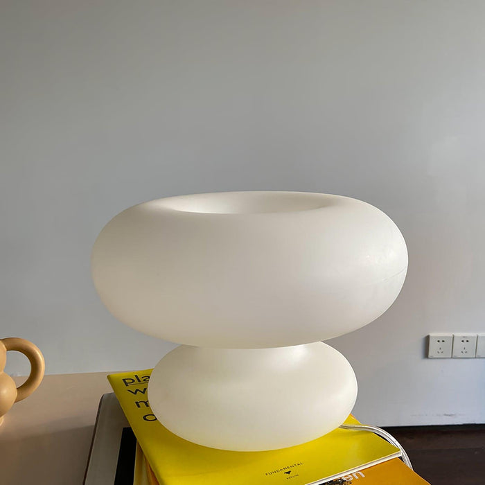 Lampa Stołowa Szklana Donut z Metalowym Wykończeniem – Ciepłe Oświetlenie do Salonu i Sypialni 6