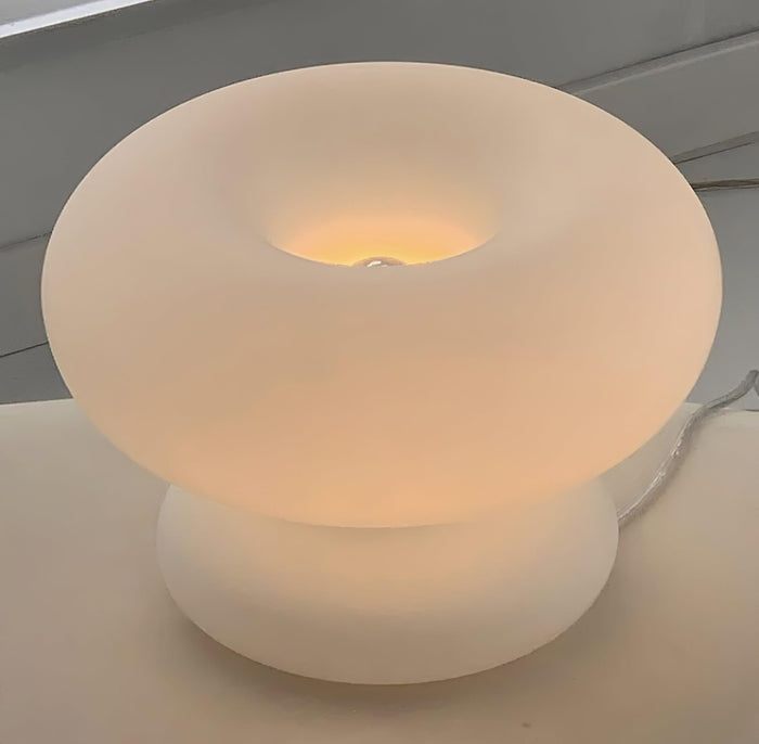Lampa Stołowa Szklana Donut z Metalowym Wykończeniem – Ciepłe Oświetlenie do Salonu i Sypialni 8