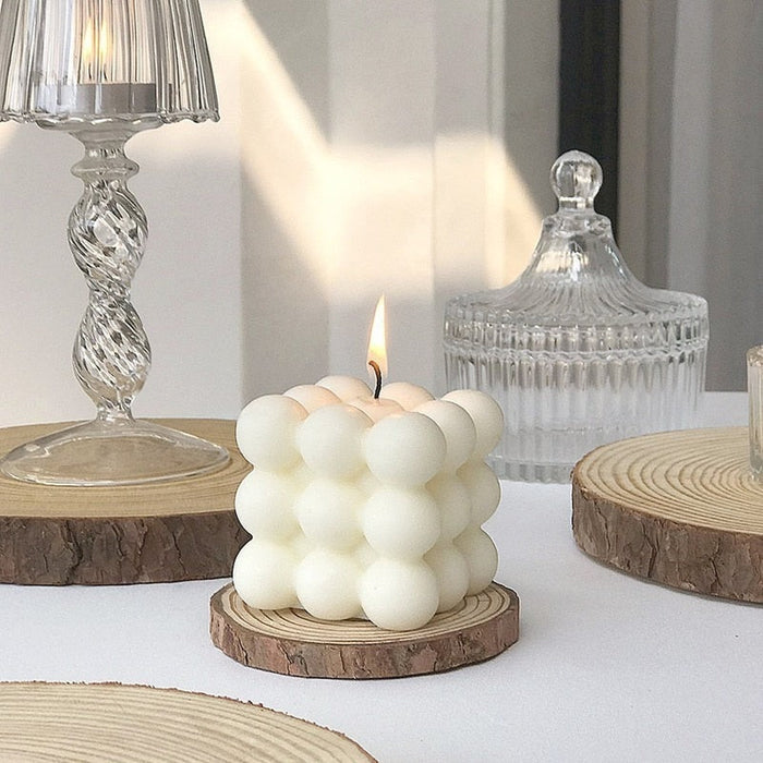 Elegancka Świeca BubbleGlow Stwórz Przytulną Atmosferę w Domu 1