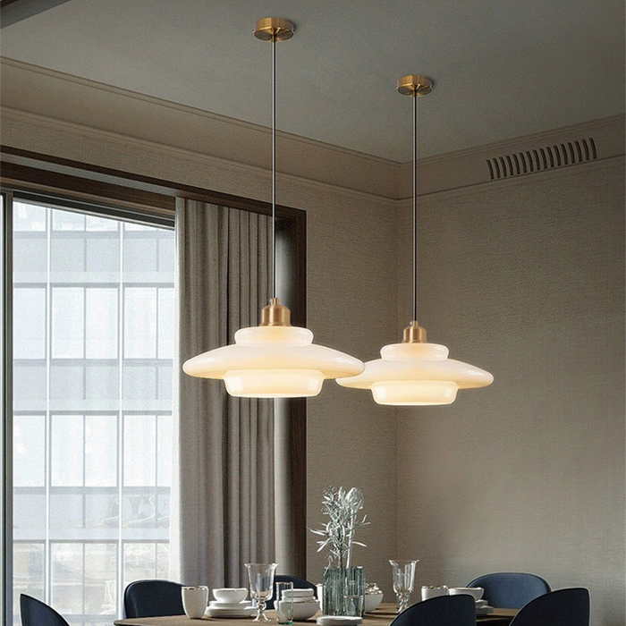 Elegancka Lampa Wisząca z Mlecznobiałego Szkła do Salonu – Styl Mid-Century, Regulowana Długość Zawieszenia 7