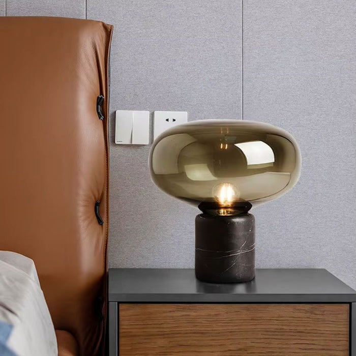 Lampa stołowa szklana z marmurową podstawą, postmodernistyczny design, ciepłe nastrojowe 5