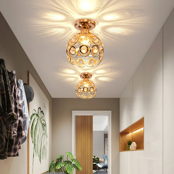 Lampa Sufitowa Złota w Kształcie Kuli – Elegancka Lampy Sufitowe do Przedpokoju, Kryształowe Wykończenie, E27 4