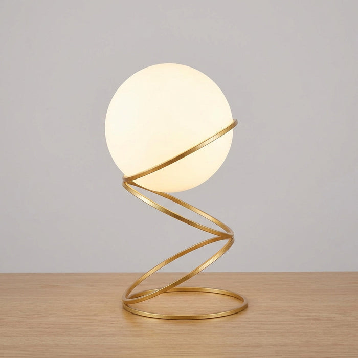Lampa stołowa LED z rzeźbioną spiralą i metalową podstawą, nowoczesny design idealny do salonu 2