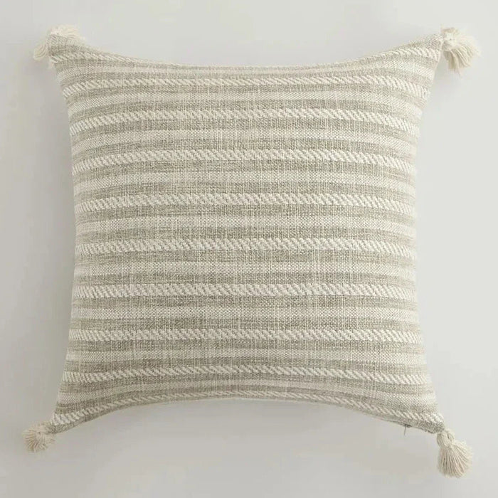 E / 45cm x 45cm
