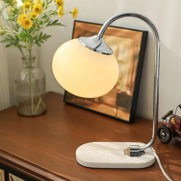 Lampa Stołowa Szklana Marshmallow z Metalowym Stojakiem – Nowoczesna Lampa do Salonów i Sypialni 2