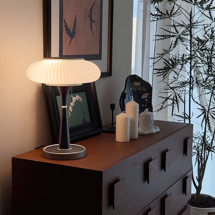 Lampa Stołowa Szklana Matsutake z Metalowym Wykończeniem – Elegancka Lampa Stołowa do Salonów i Biur, 36 cm 6
