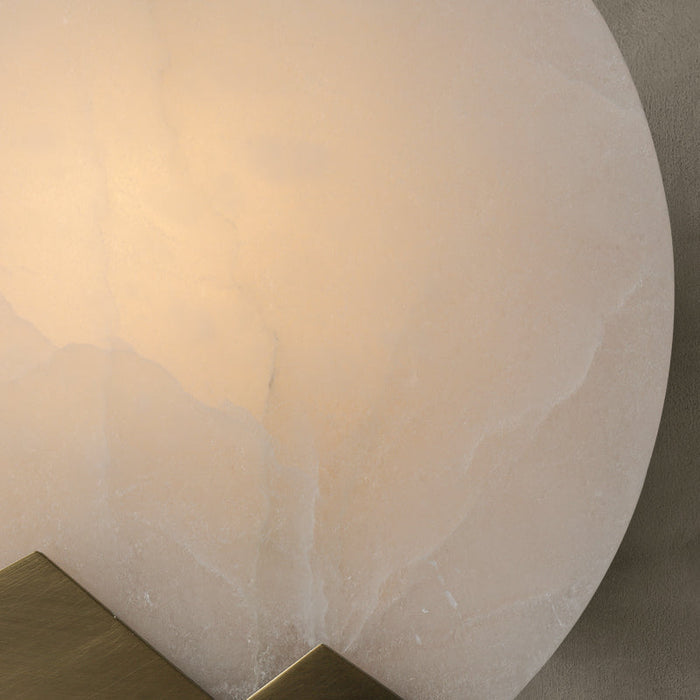 Minimalistyczna Lampa Ścienna z Marmurowym Abażurem i Mosiężnymi Elementami – Kinkiet E14 do Sypialni i Salonu 1