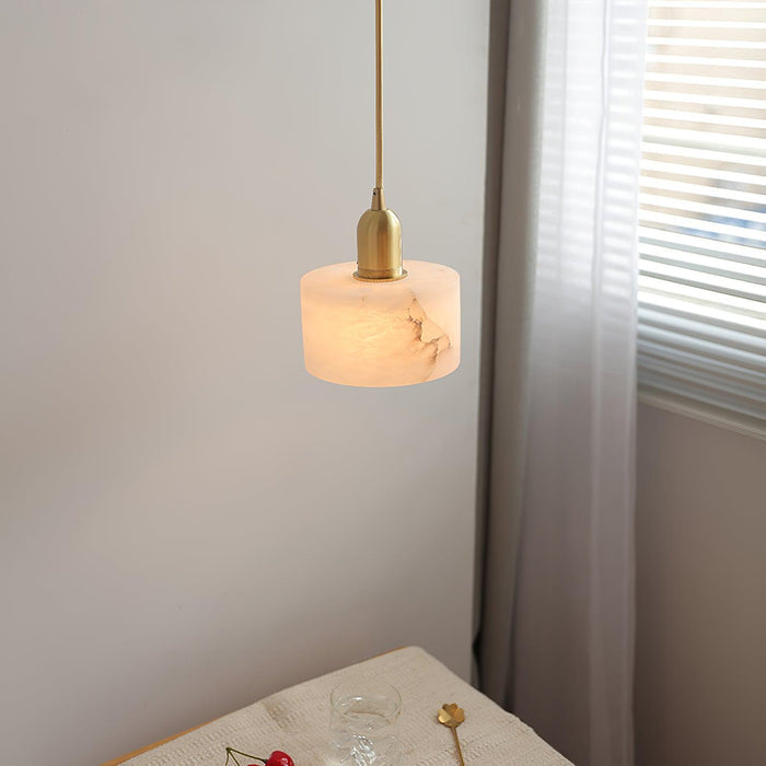Nowoczesna Lampa Wisząca z Alabastrem i Mosiądzu do Salonu – Elegancki Żyrandol, Kompatybilny z LED i Edison 2