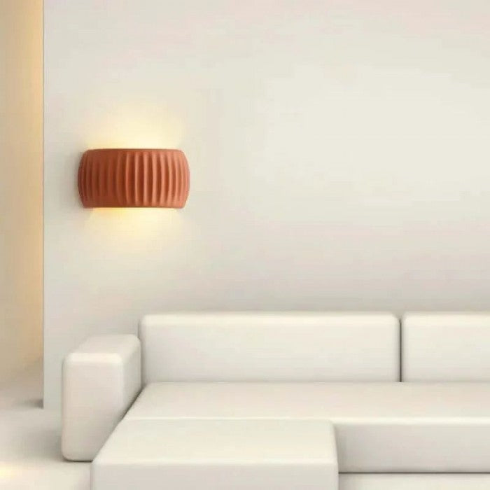 Nowoczesna Lampa Ścienna Art Deco z Żywicy – Kinkiet Ścienny w Zielonym, Pomarańczowym i Białym Kolorze 4