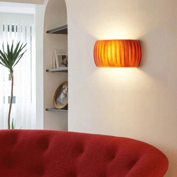 Nowoczesna Lampa Ścienna Art Deco z Żywicy – Kinkiet Ścienny w Zielonym, Pomarańczowym i Białym Kolorze 5
