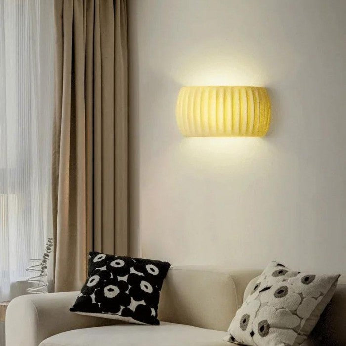 Nowoczesna Lampa Ścienna Art Deco z Żywicy – Kinkiet Ścienny w Zielonym, Pomarańczowym i Białym Kolorze 6