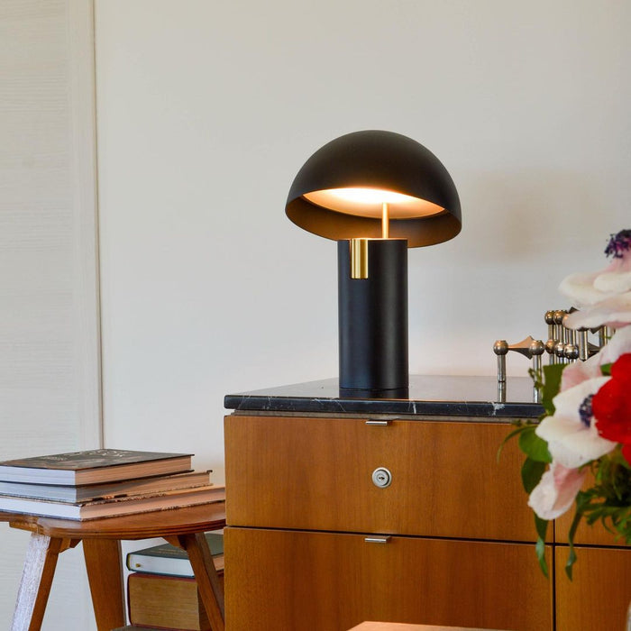 Nowoczesna Lampa Stołowa Szklana Avo z Pochyloną Pokrywą, 30 cm – Idealna do Salonów i Biura 2