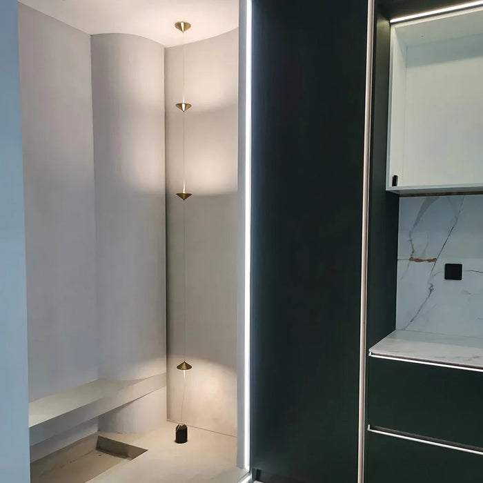 Nowoczesna Lampa Podłogowa z Regulowaną Wysokością LED – Minimalistyczny Design, Metalowa i Akrylowa, Ciepłe Światło 6