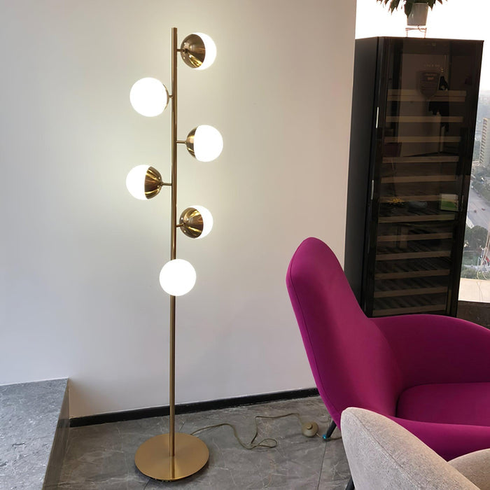 Nowoczesna Lampa Stojąca LED z Białymi Kulami na Złotym Stojaku do Salonu – Stabilna, Elegancka, Wysoka jakość 4