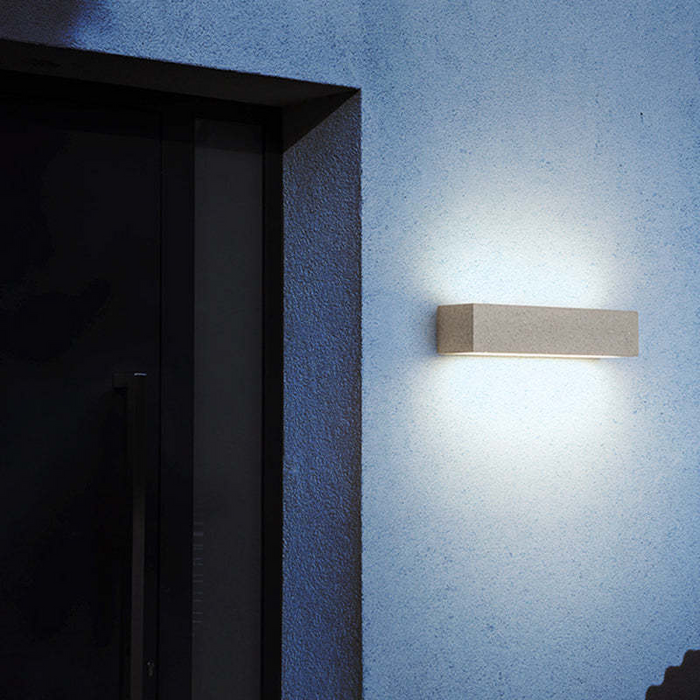 Nowoczesny Kinkiet Zewnętrzny LED z Minimalistycznym Designem do Ogrodu i Patia, Efekt Świetlny Góra-Dół, 20/30 cm 2