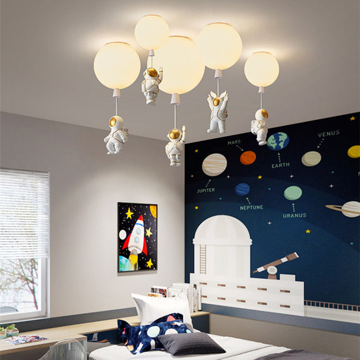 Nowoczesna Lampa Sufitowa LED Księżyc i Astronauta – Oświetlenie do Sypialni i Pokoi Zabaw, Średnica 25/30/35 cm 5