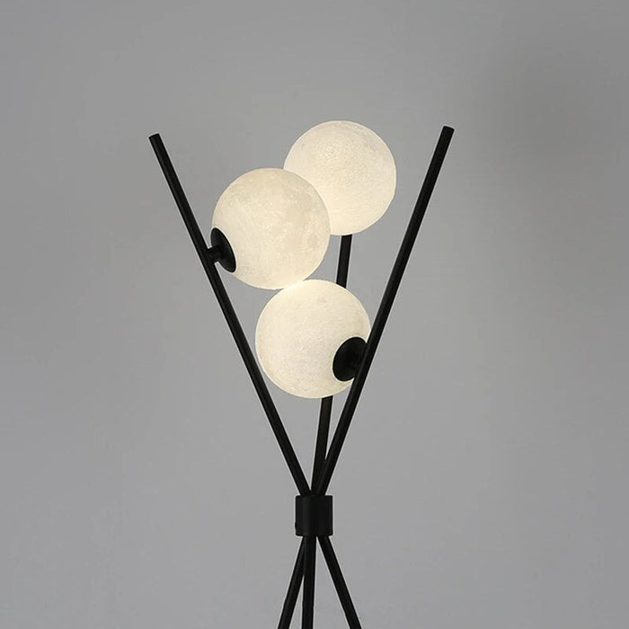 Nowoczesna Lampa Podłogowa LED MoonLamp – Biała, Wysokość 120 cm, Energooszczędna, Idealna do Salonu i Sypialni 3