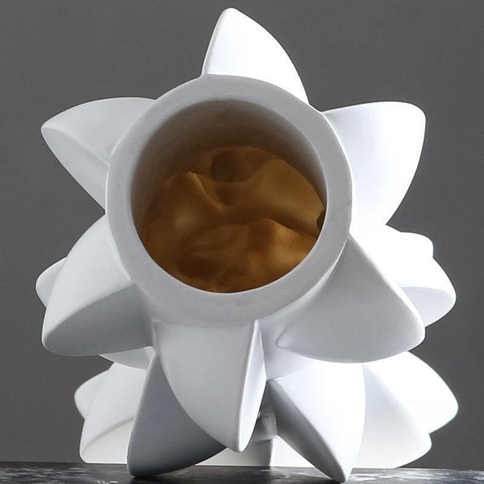 Nowoczesna Spiralna Waza z Żywicy w Kolorze Czarnym i Białym – Elegancka Dekoracja do Wnętrz 30x15x15 cm 1