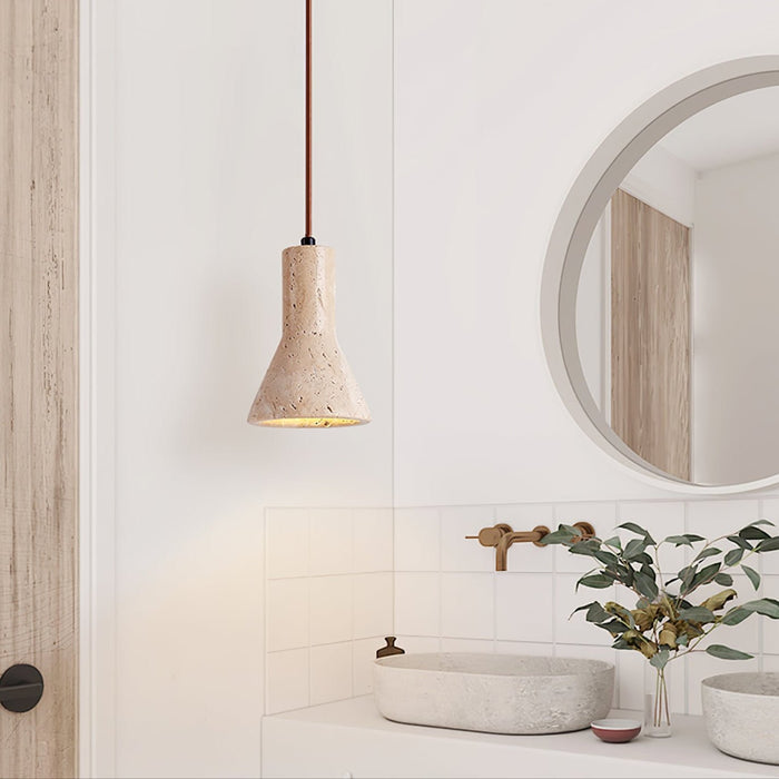 Nowoczesna lampa wisząca z żółtego trawertynu – elegancki akcent do kuchni i jadalni 3