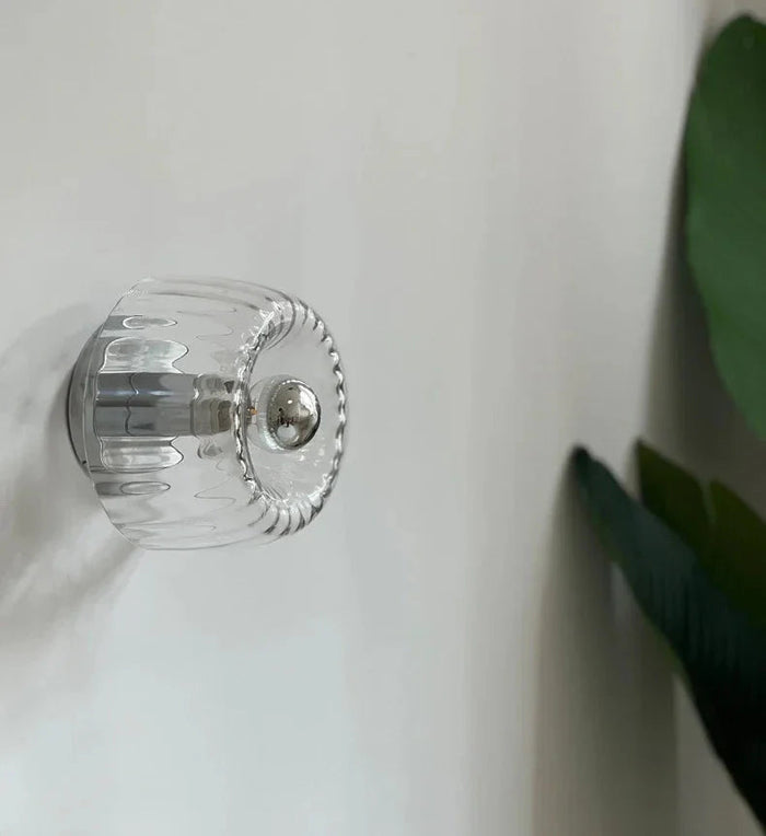 Lampa Ścienna Bauhaus w Stylu Nordyckim z Metalu i Szkła E14 – Elegancki Kinkiet Ścienny do Salonu i Korytarza 4