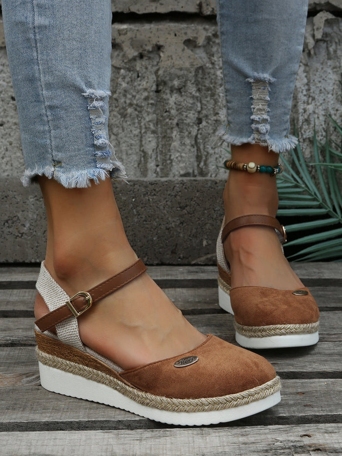 Ortopedyczne espadryle damskie z wygodnym dopasowaniem – stylowe buty z wysokiej jakości materiału 3
