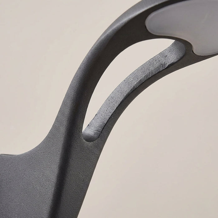 Kinkiet zewnętrzny LED z aluminiową obudową w nowoczesnym czarnym designie, odporny na war 3