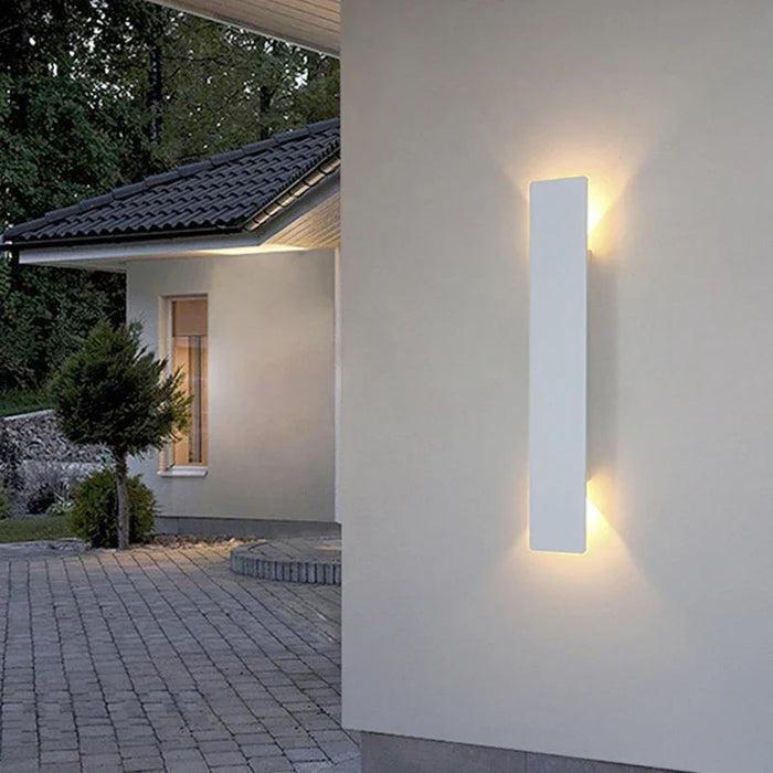 Zewnętrzne kinkiety z dwukierunkowym światłem – wodoodporne aluminium, minimalistyczny design 7