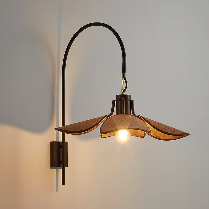 Kinkiet Ścienny Petal Bloom z Naturalnym Wzorem Kwiatowym – Elegancka Lampa do Sypialni i Salonu, Metalowa i Lniana 2