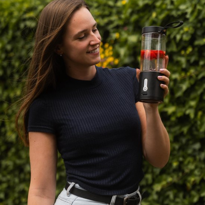 Przenośny Blender 530ml z 6 Ostrzami, Kompaktowy i Lekki, Ładowanie USB do Smoothie i Koktajli 1