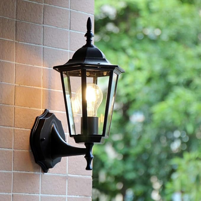 Retro Szklany Kinkiet Ogrodowy z Metalową Ramą – Stylowe Oświetlenie Zewnętrzne z Lampą Edisona, Aluminium i Szkło 0