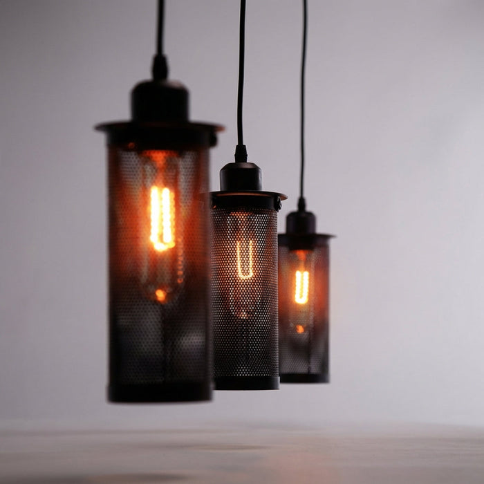 Lampa wisząca retro-industrialna z regulowanym kablem i perforowanym kloszem, idealna do salonu i 1