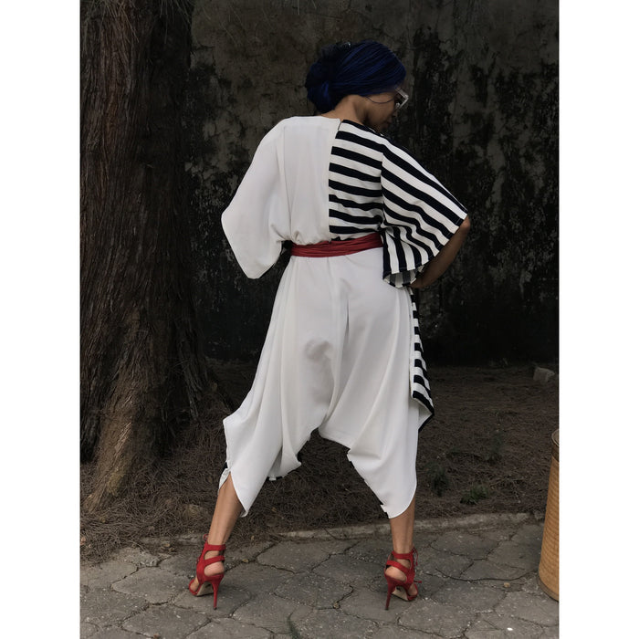 Reversible Favour Essouira in White With Black & White Stripe Détail