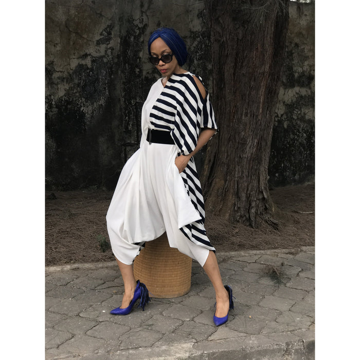 Reversible Favour Essouira in White With Black & White Stripe Détail