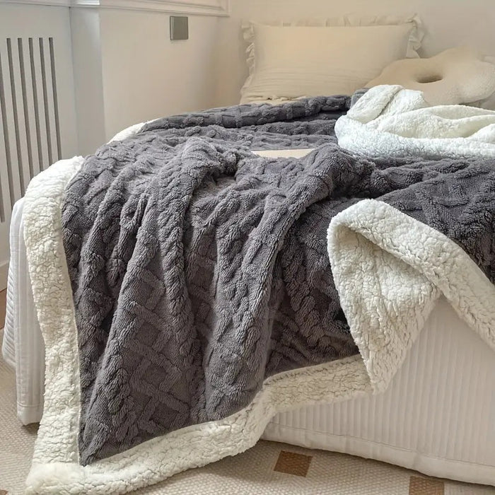 Dwustronny koc Sherpa z miękkiego polaru o wymiarach 150x200cm, idealny na każdą 2