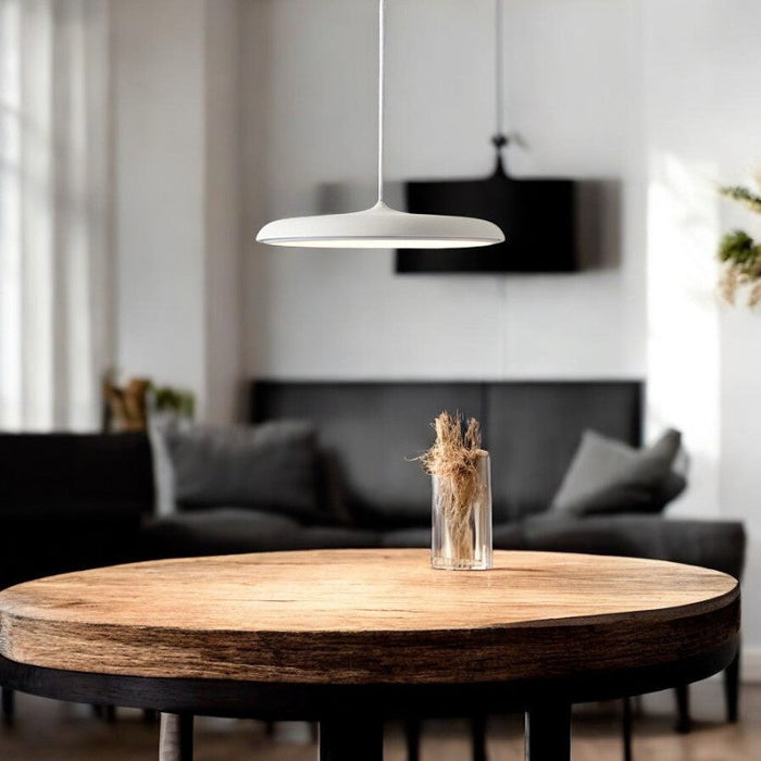 Skandynawska Lampa Wisząca z Dyskiem LED – Nowoczesny Design w Różnych Kolorach 0