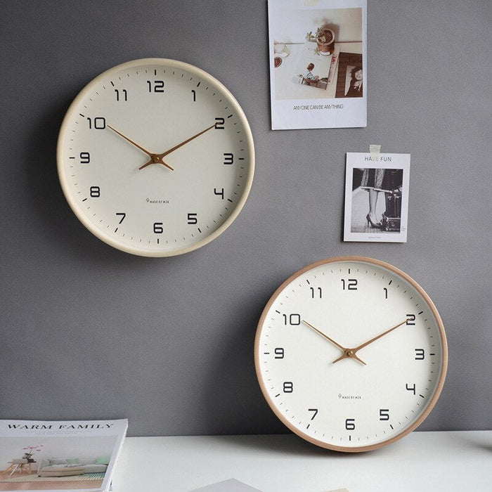 Skandynawski zegar ścienny z mechanizmem kwarcowym – wykończenie z naturalnego drewna, 30 cm, minimalistyczny design 1