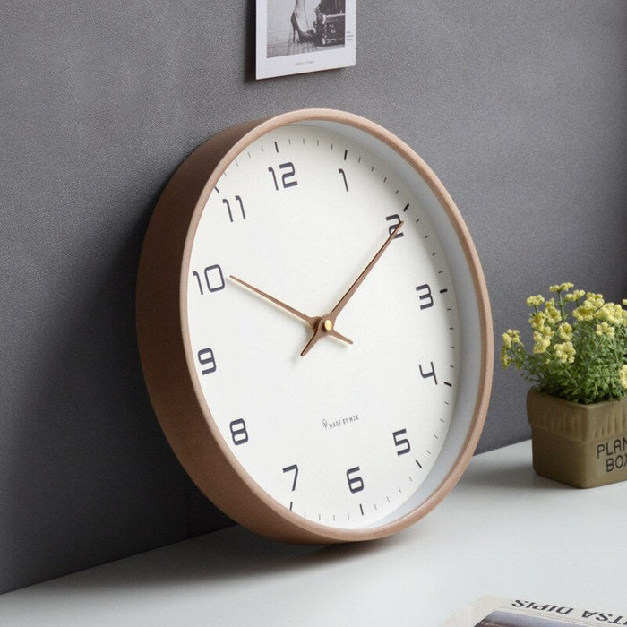 Skandynawski zegar ścienny z mechanizmem kwarcowym – wykończenie z naturalnego drewna, 30 cm, minimalistyczny design 2