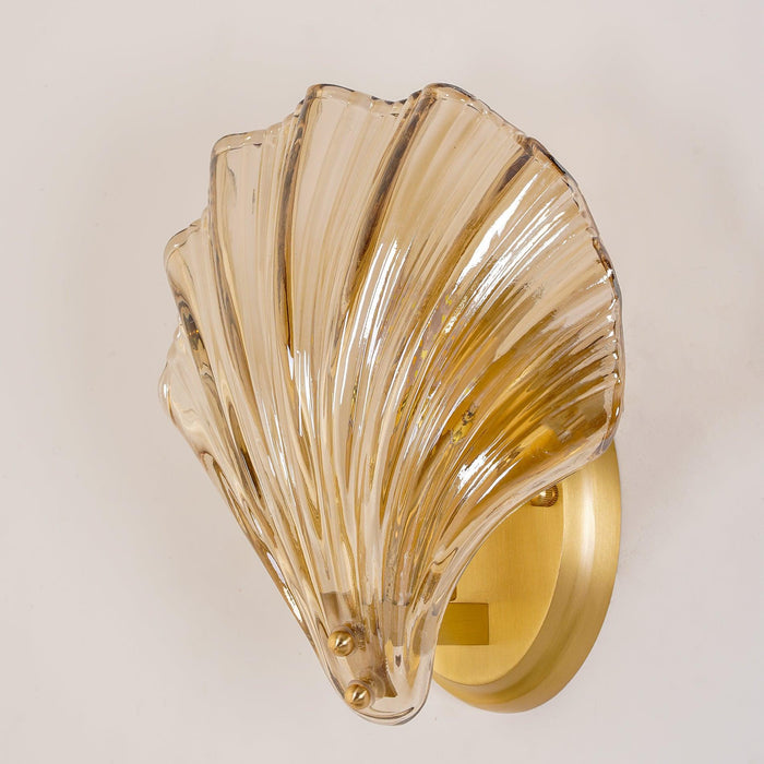 Kinkiet Ścienny Shell w Kształcie Muszli – Elegancka Lampa do Sypialni i Salonu, Mosiądz i Szkło, Miękkie Światło 0