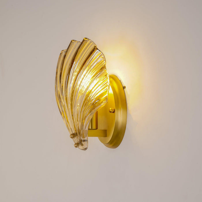 Kinkiet Ścienny Shell w Kształcie Muszli – Elegancka Lampa do Sypialni i Salonu, Mosiądz i Szkło, Miękkie Światło 7