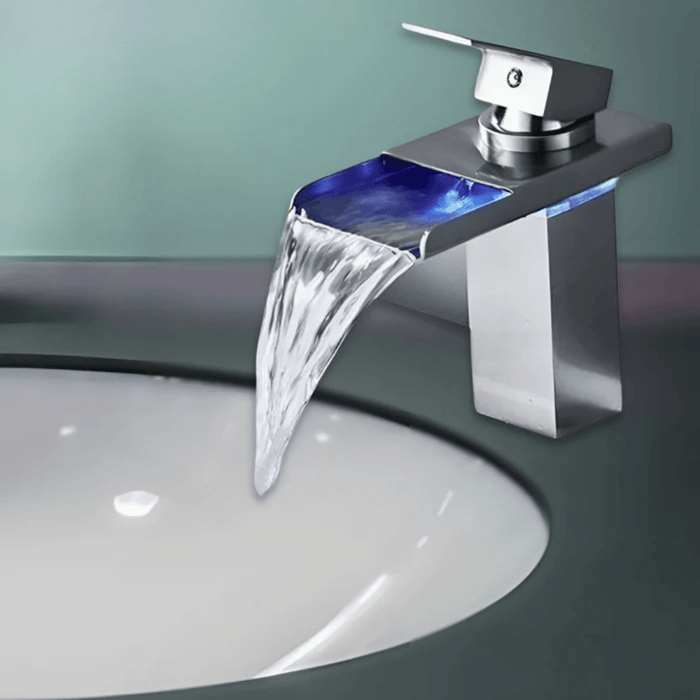 Inteligentny Kran z Wskaźnikiem LED - Wrażliwy na Temperaturę, Nowoczesny Design do Kuchni i Łazienki 1