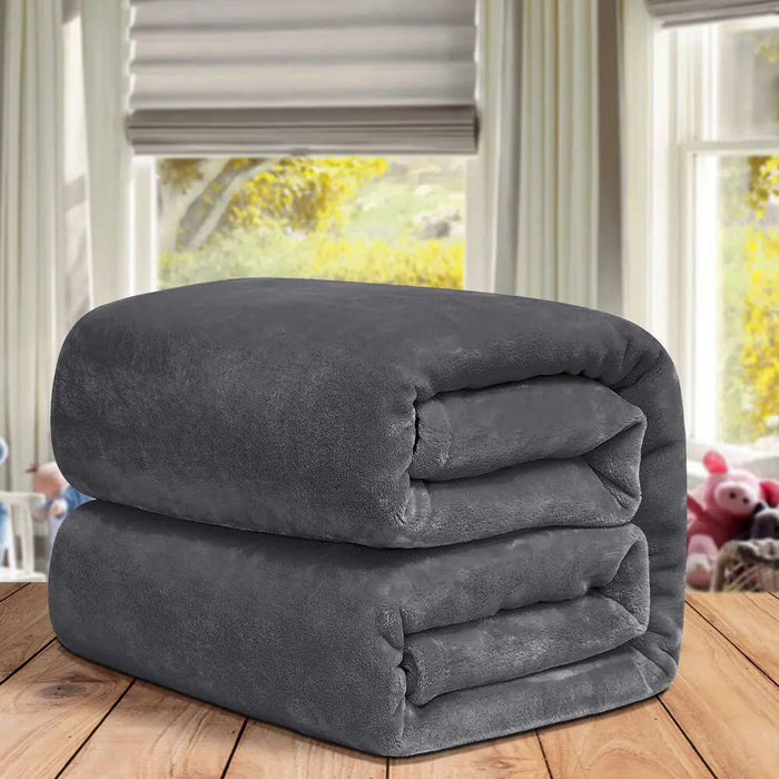 Miękki Koc Fleece dla Ciepłych Wieczorów 0