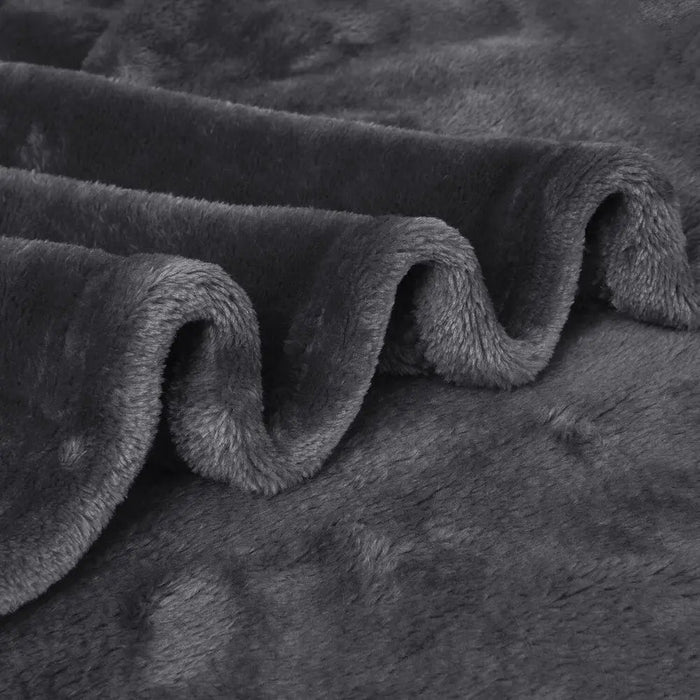 Miękki Koc Fleece dla Ciepłych Wieczorów 1